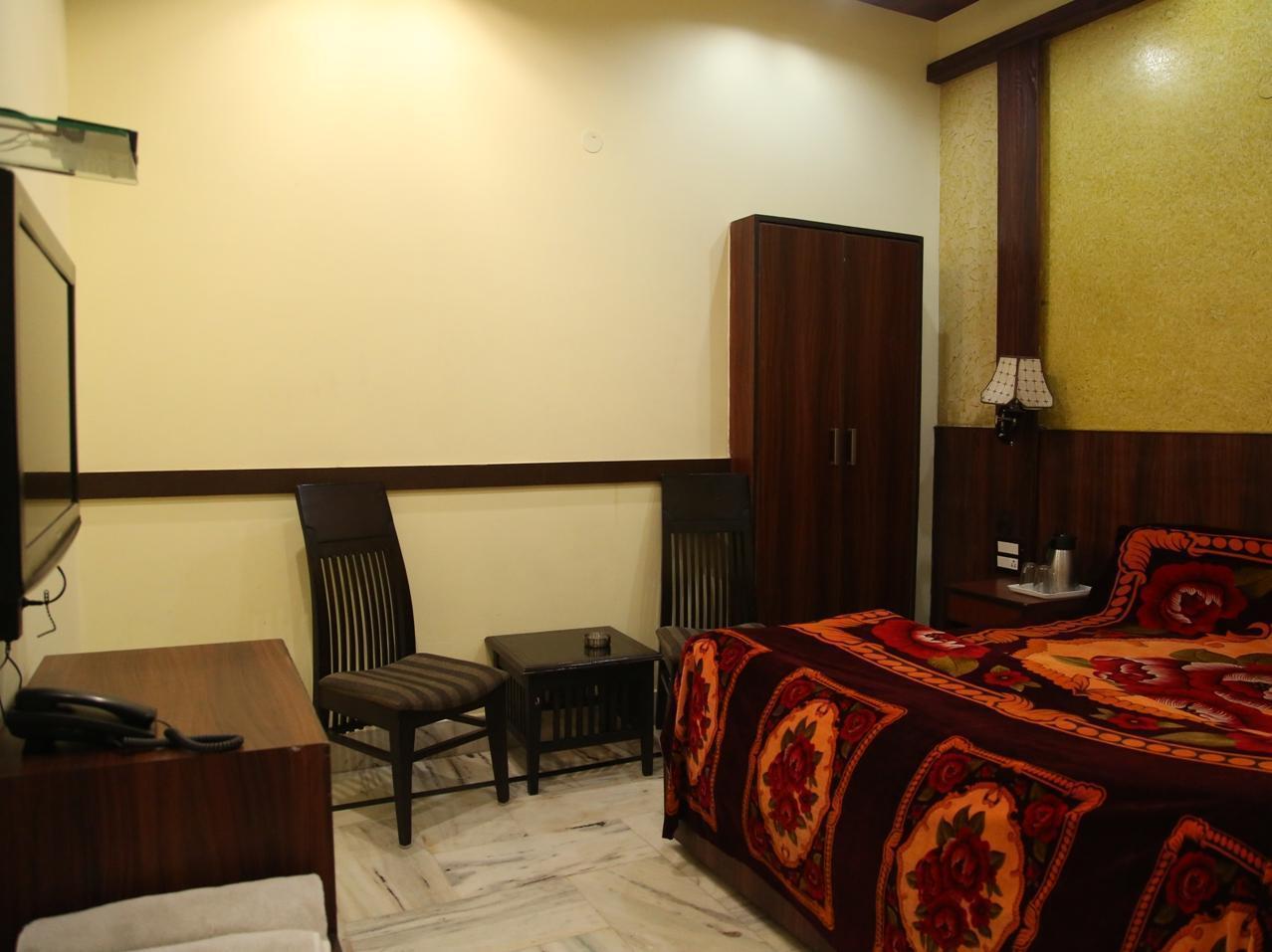 Hotel Wall City Ню Делхи Екстериор снимка